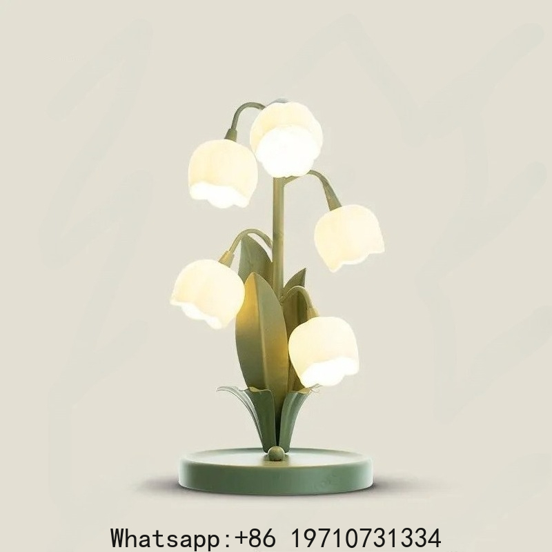 LED Flower Table Lamp Creative - огляд і ціна Decor Lighting Cy