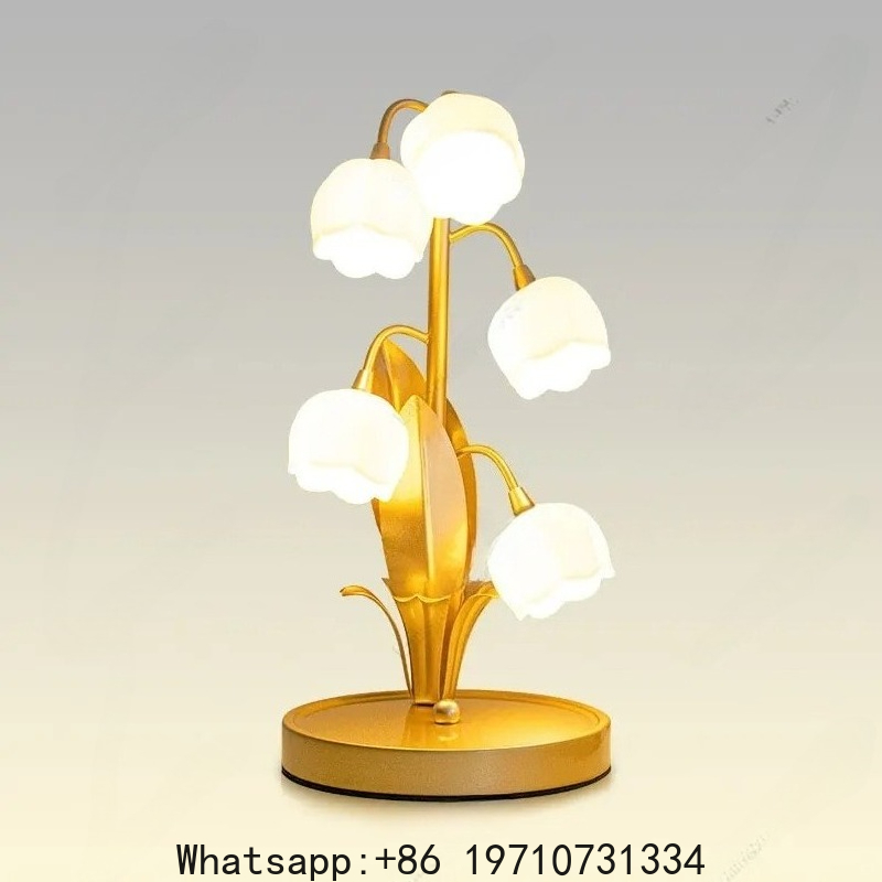 LED Flower Table Lamp Creative - огляд і ціна Decor Lighting Cy